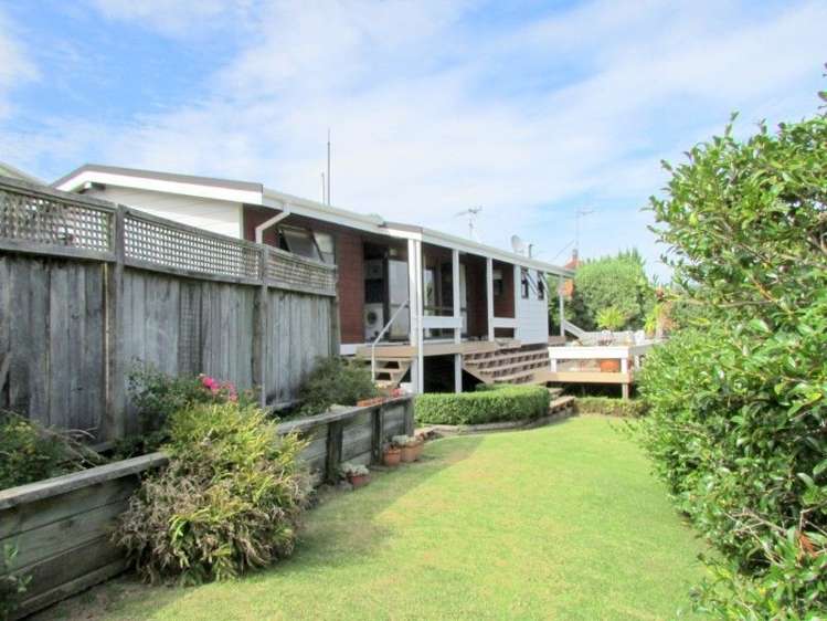 210 Reservoir Road Thames_13