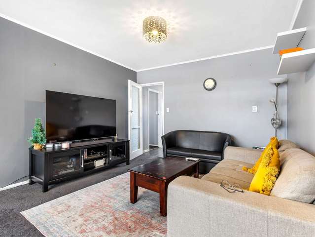 2/608 Heretaunga Street East Parkvale_3