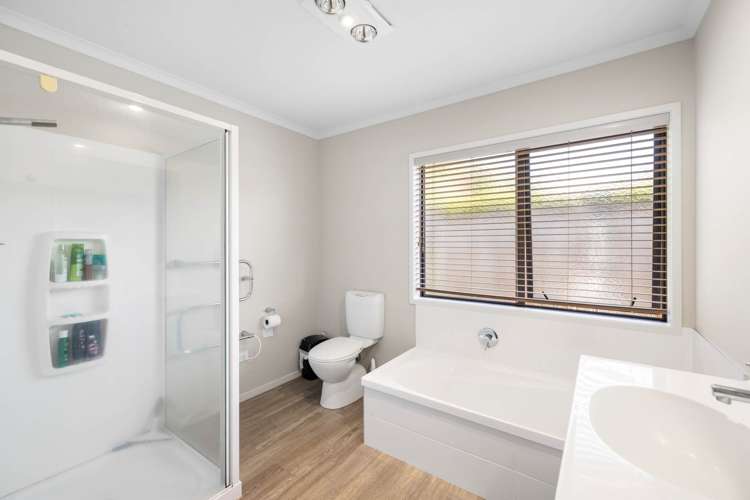 73 Bathurst Crescent Pyes Pa_23