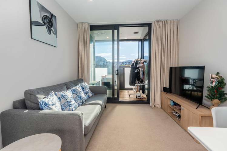 104A/16 Mountain Ash Drive_4