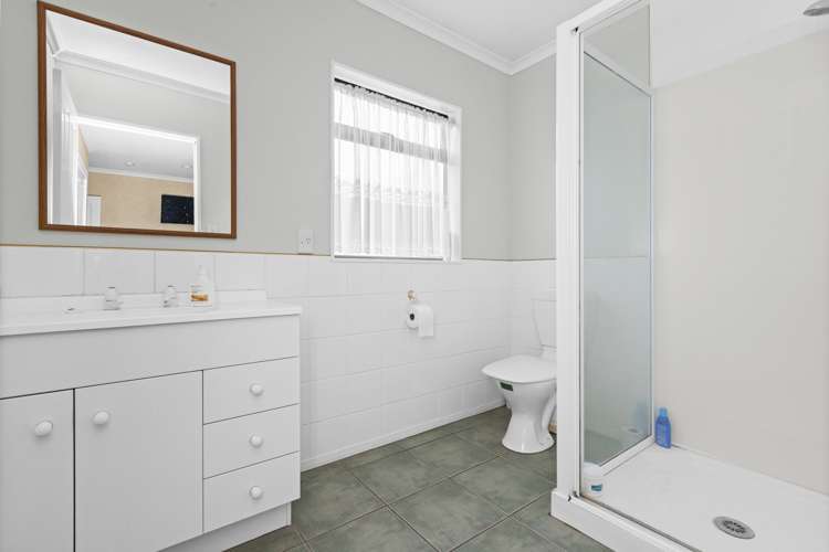 15a Howard Road Taradale_12