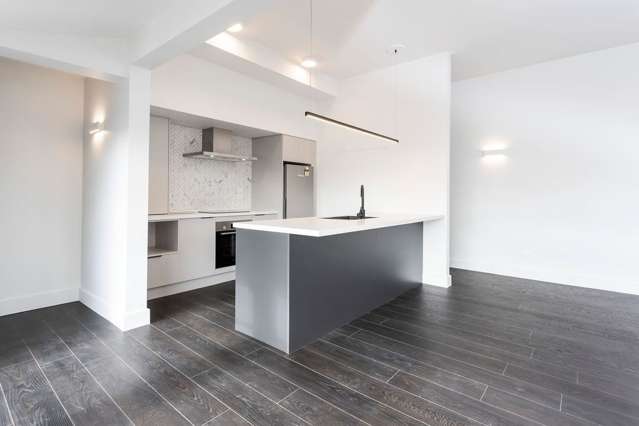 2/7 Beverley Street Merivale_3