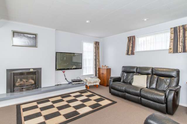 11 Timaru Grove Kelson_2