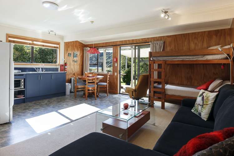 6 Wharariki Road Kahurangi National Park_14