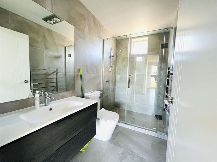 1 Nephrite Lane Henderson_15