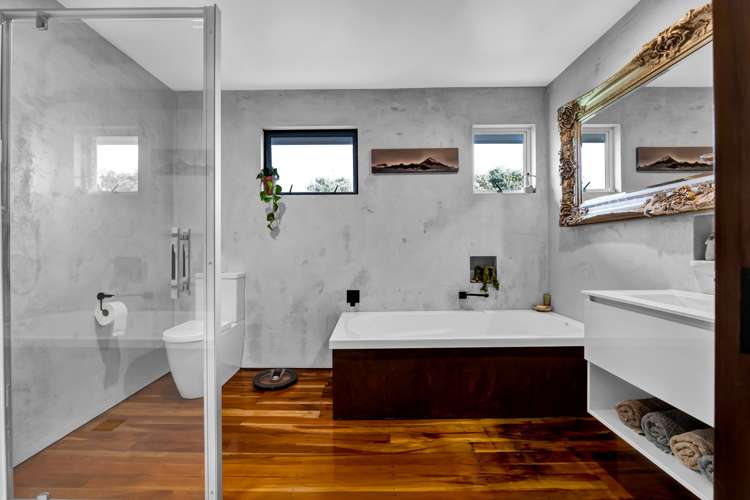 255 Kaihihi Road Okato_13