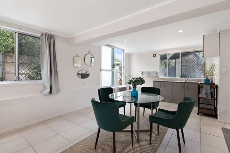 42a Woodglen Road Glen Eden_16