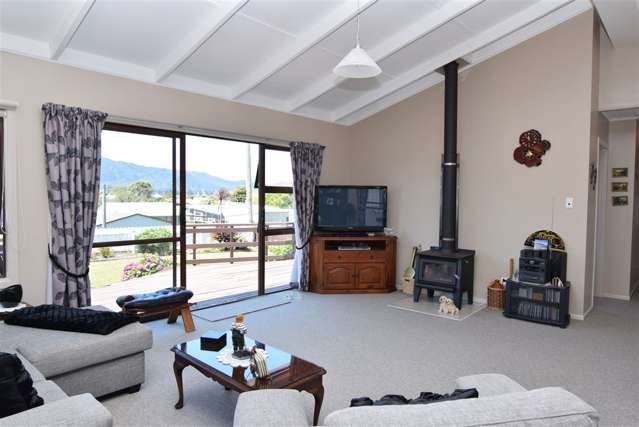 32 Hornsea Road Tairua_3