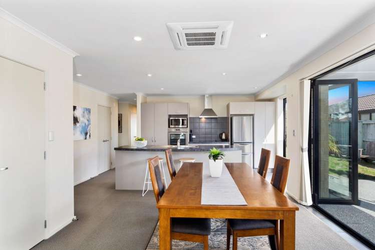 82 Carrington Drive Papamoa_3