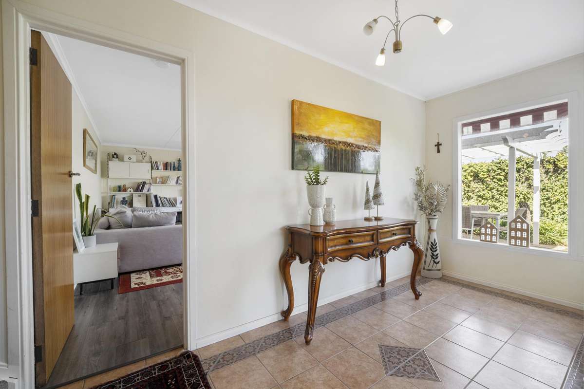 9 Stoneyroyd Gardens_4