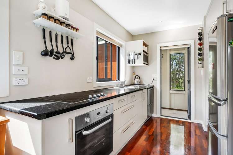339 Redoubt Road Totara Park_27