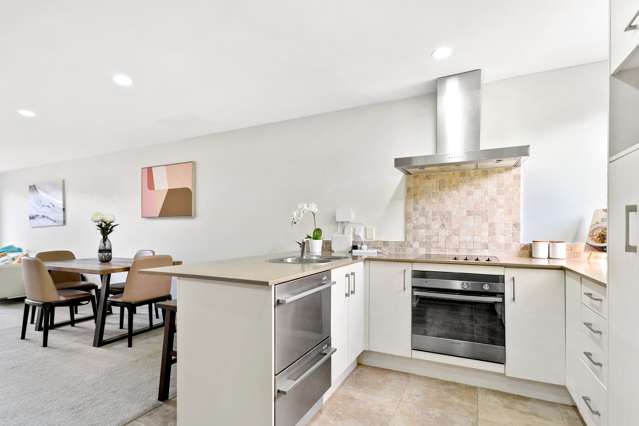 7/1 Gracechurch Drive Flat Bush_3