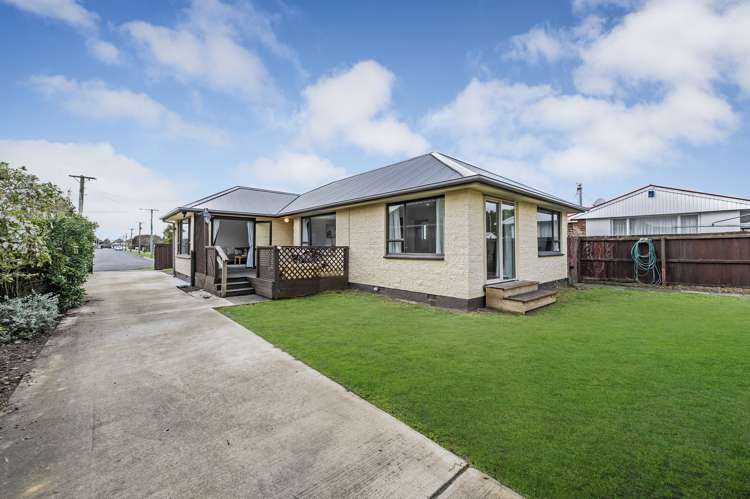 164 Shortland Street Aranui_23