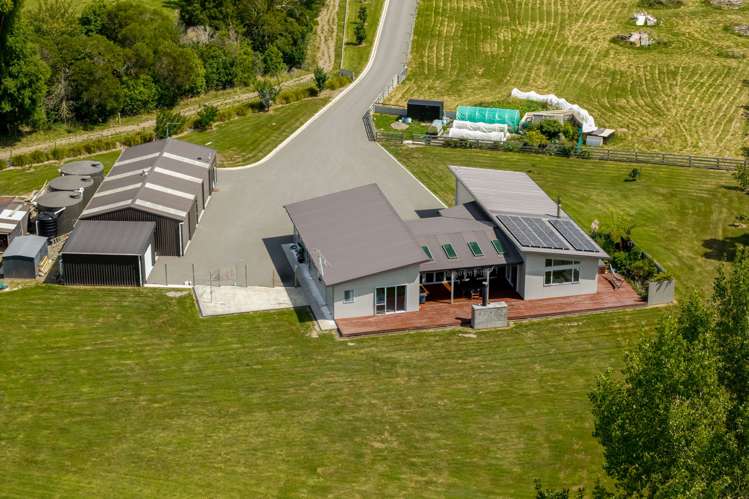 299 Reid Line East Colyton_33