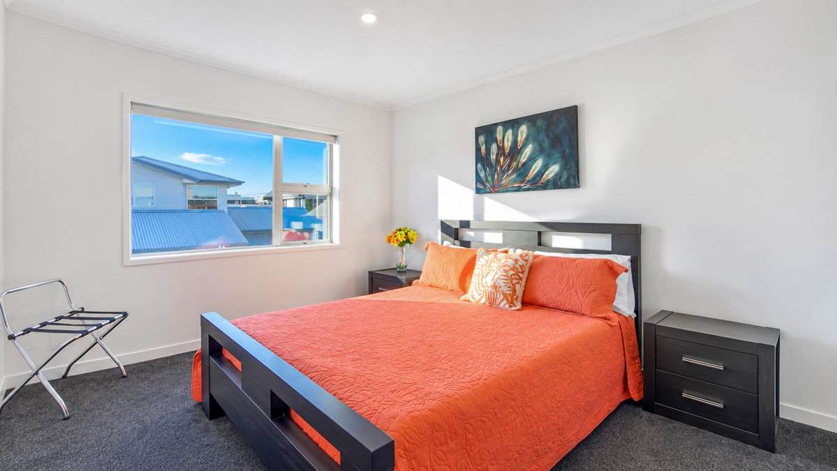 305A Beach Road_5