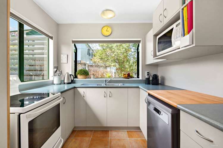 22a Baird Street Howick_11