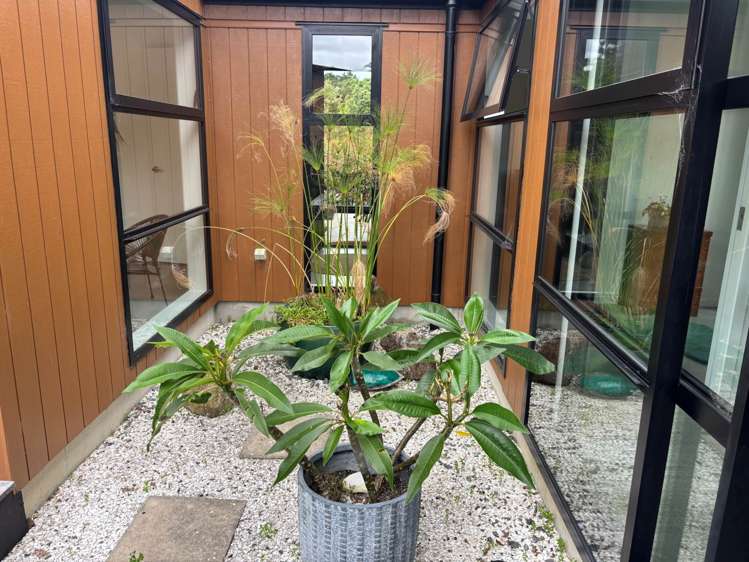 29 Muritai Road Parua Bay_14