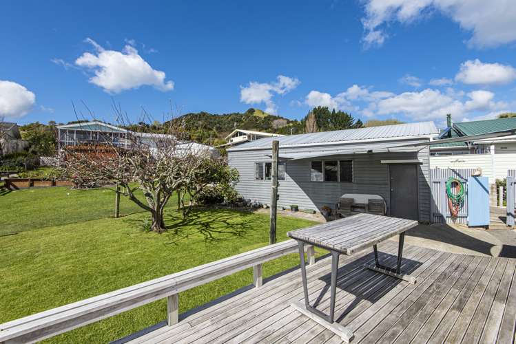 12a Waikaraka Beach Road Tamaterau_16