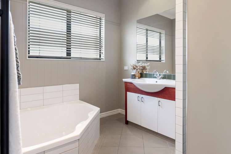 123 Oriental Parade Papamoa_23