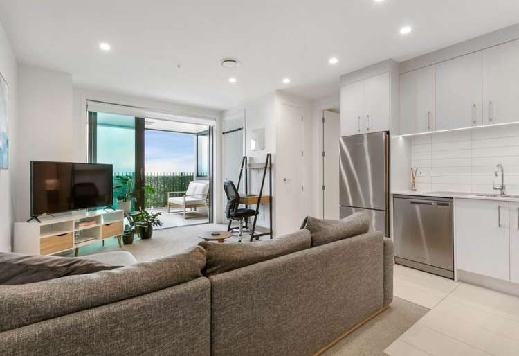 209/8 Waikumete Road Glen Eden_5