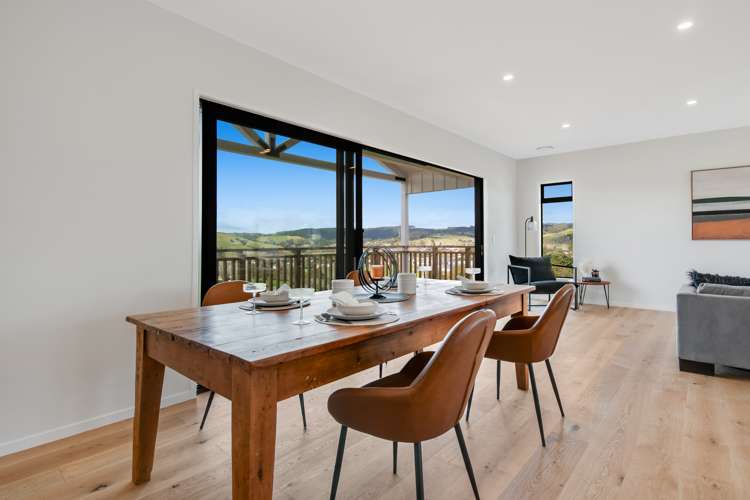 4D Forlong Rise Helensville_14