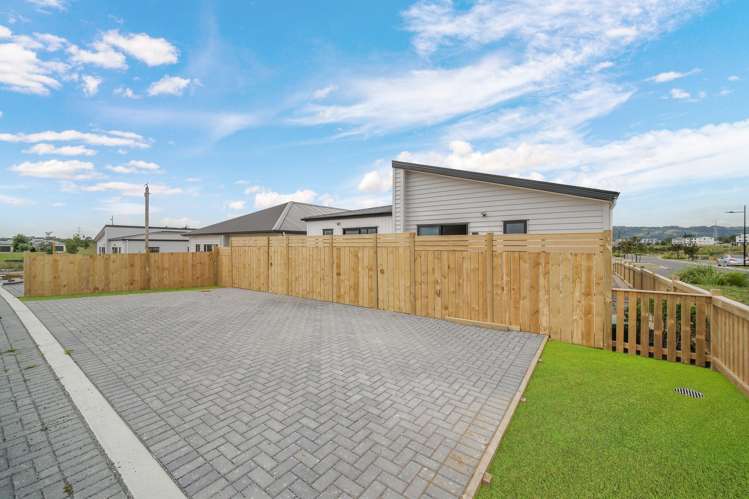 20 Ihi Place Papakura_13