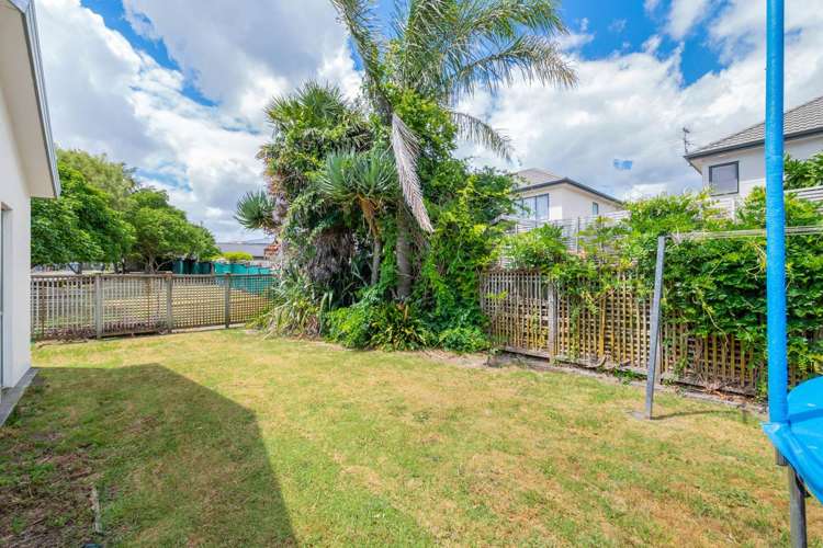 2 Albizia Avenue Henderson_23