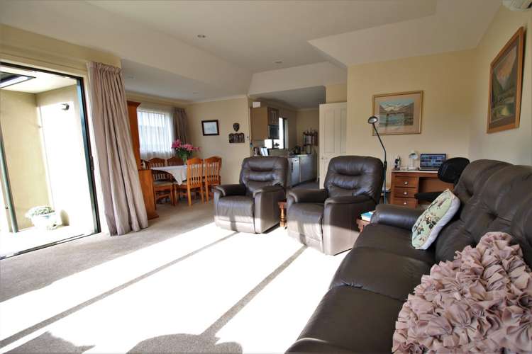 22 Henderson Drive Alexandra_9