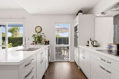 55 Chateau Crescent_3