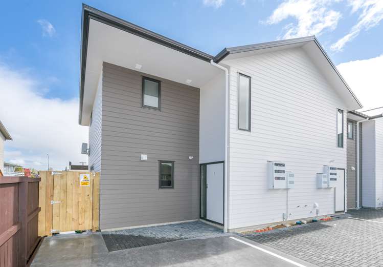 7/188 Ulster Street Whitiora_1