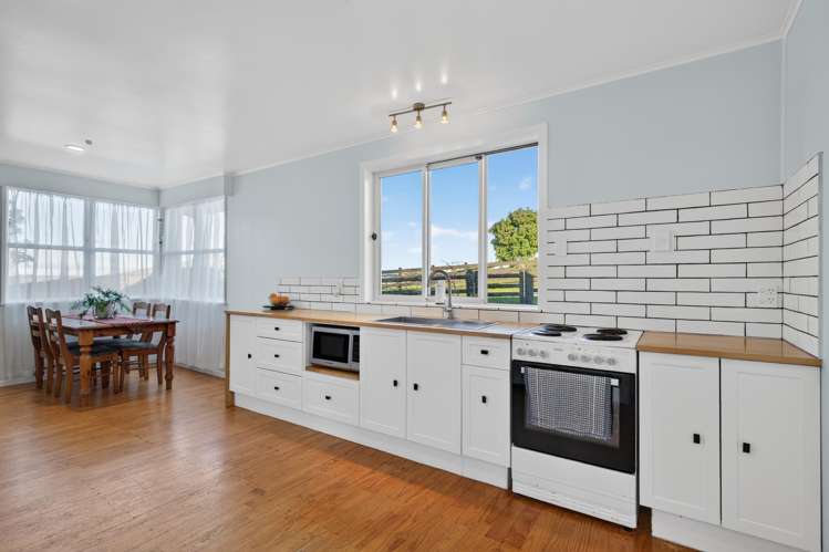 84 Devich Road_2