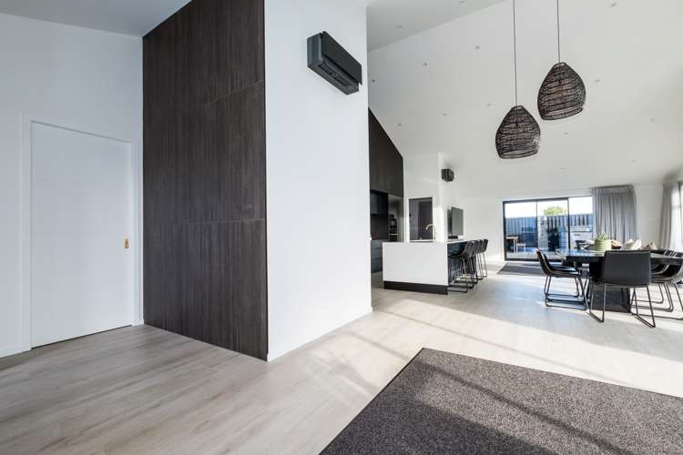 58 Meadowstone Street Gleniti_5