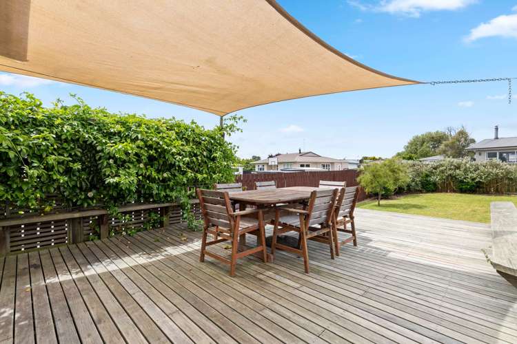 21 Tennyson Drive Owhata_10