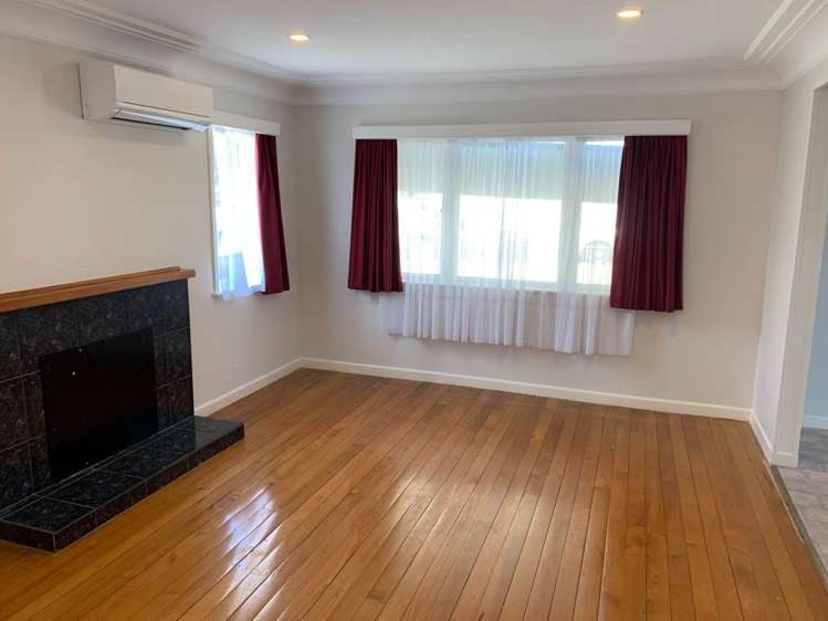 2 Peachgrove Road Te Atatu Peninsula_2