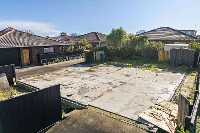 $1 reserve surprise: Homeless man gets almost $500,000 after fire trauma