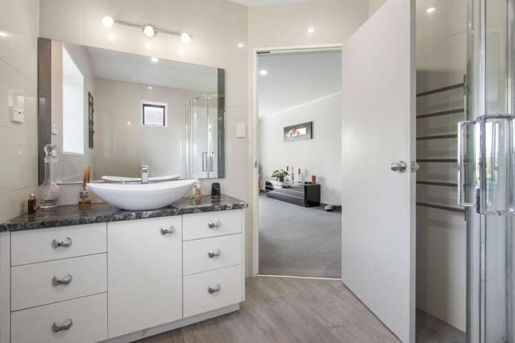 217 Ongare Point Road Katikati_14