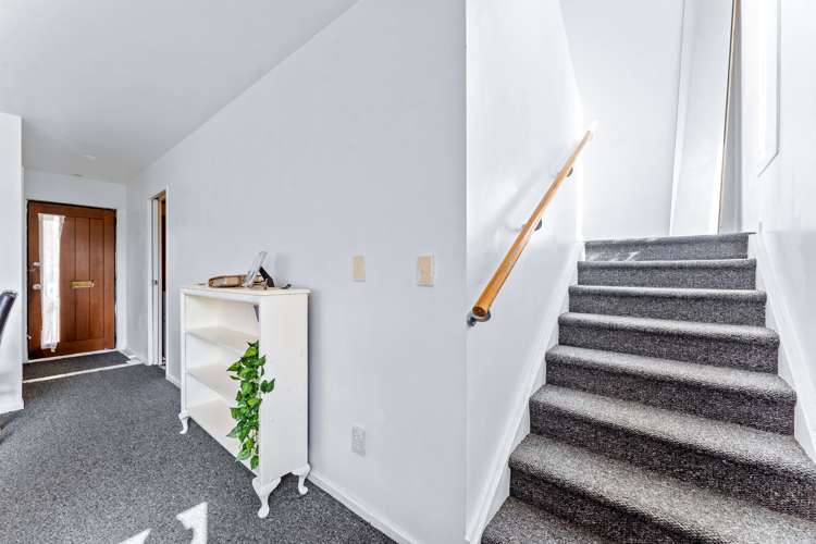 28/12 Ambrico Place New Lynn_6