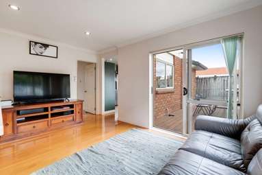 31 Kimpton Road_2