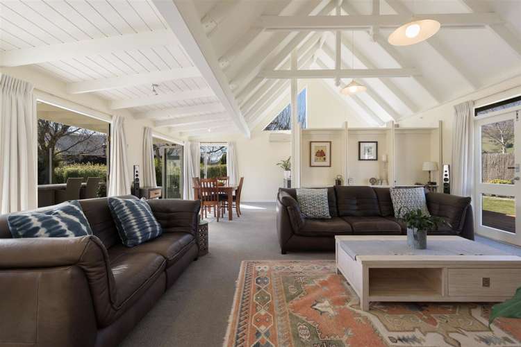 6 Kelvin Place Kelvin Heights_3