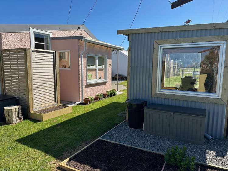 Hut 37 1226 River Road Wakanui_19