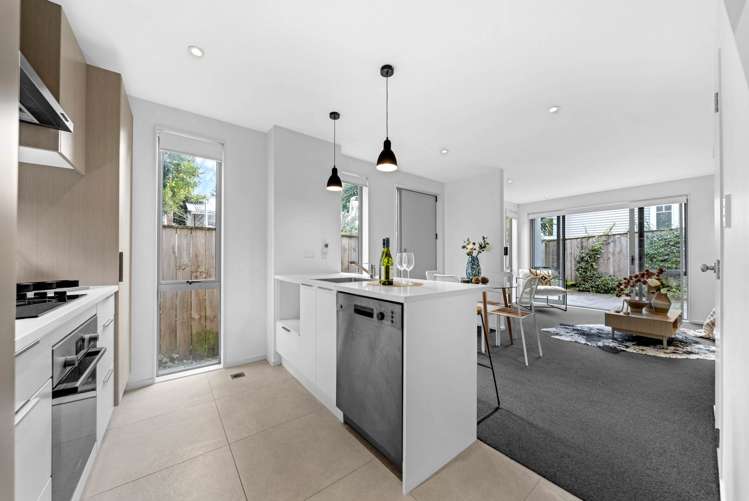 3/2B Walsall Street Avondale_10