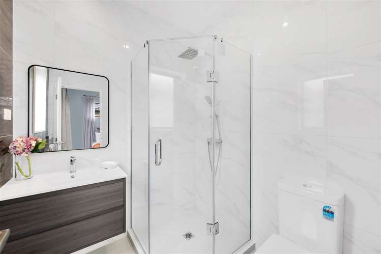 8 Repehina Road Flat Bush_23