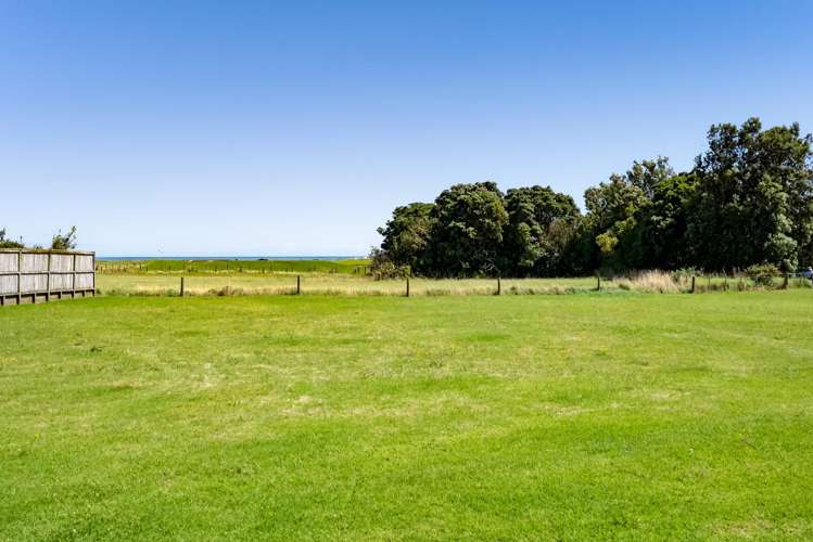 25 Dolphin Parade Bell Block_3