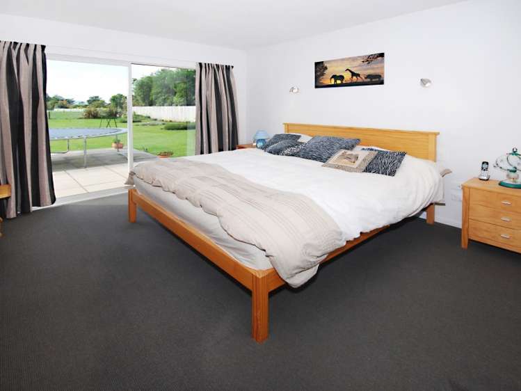 7 Francis Lane Masterton_10