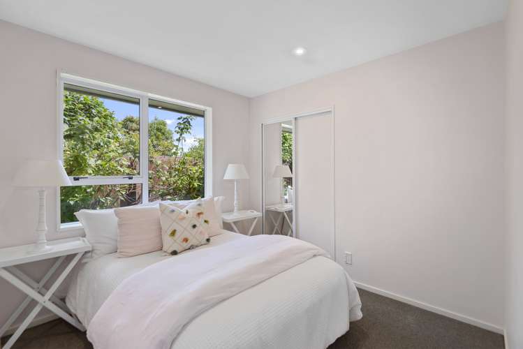 8 Patricia Place Harewood_17