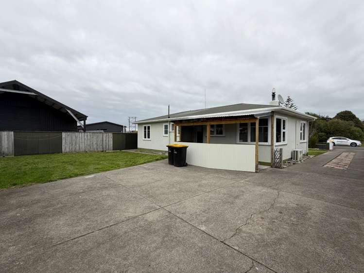  7 Haybittle Street Feilding_12