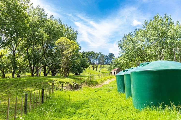 863 Weranui Road Wainui_21