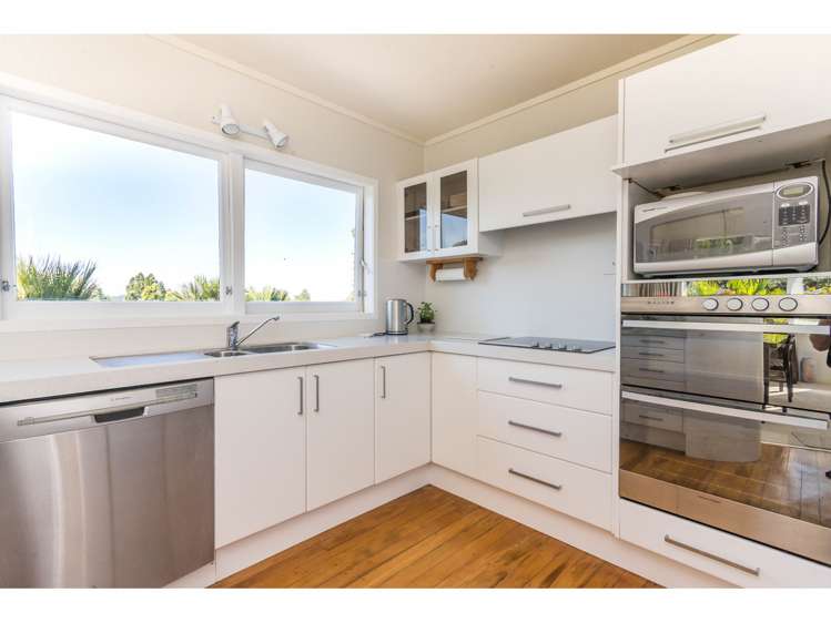 177 Woodlands Park Road Titirangi_6