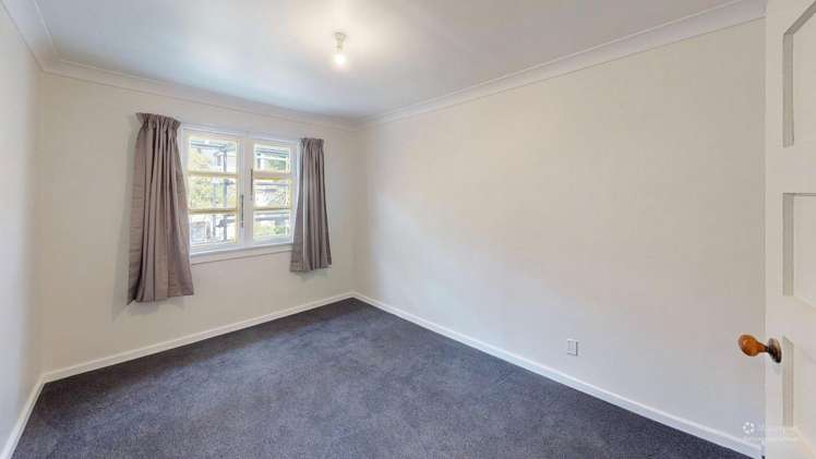  14 Larsen Court Takaro_7