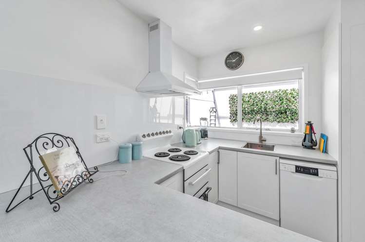 1/30 High Street Leeston_7